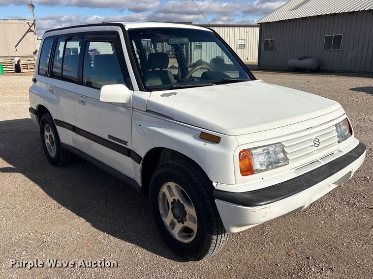image for item EV2838 1995 Suzuki Sidekick SUV