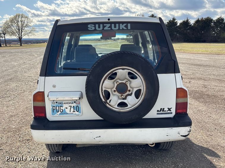 image for item EV2838 1995 Suzuki Sidekick SUV