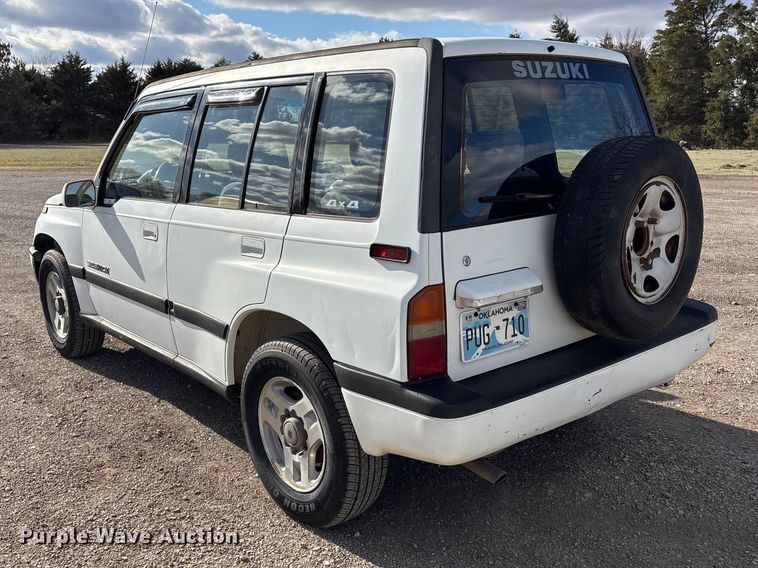 image for item EV2838 1995 Suzuki Sidekick SUV