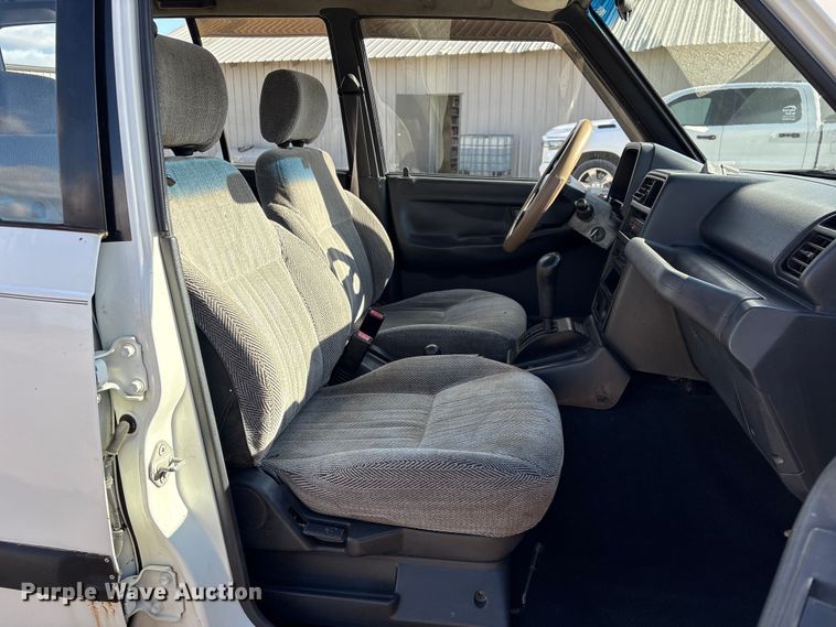 image for item EV2838 1995 Suzuki Sidekick SUV