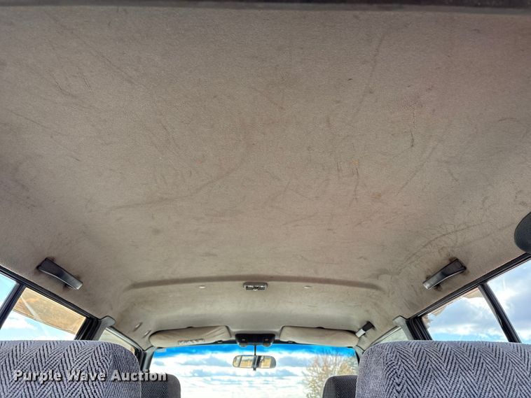 image for item EV2838 1995 Suzuki Sidekick SUV