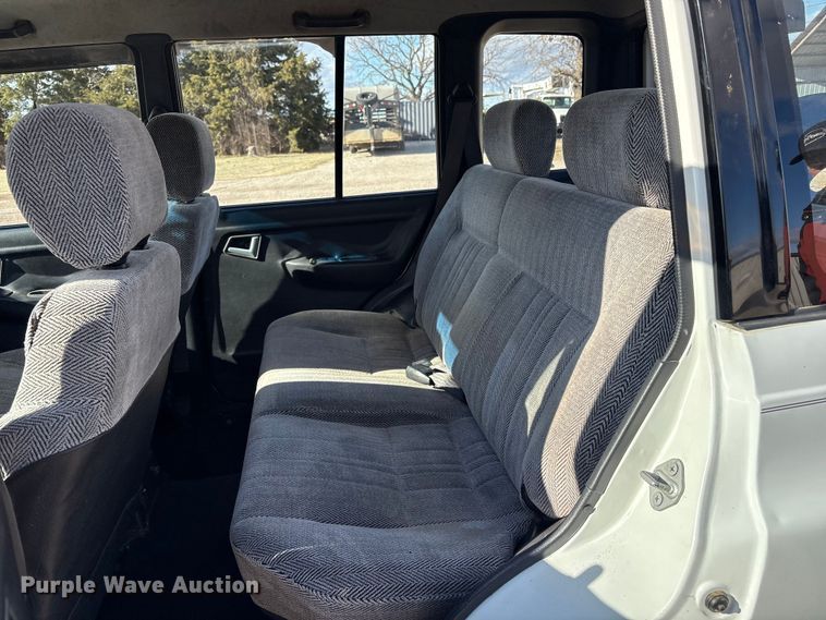 image for item EV2838 1995 Suzuki Sidekick SUV