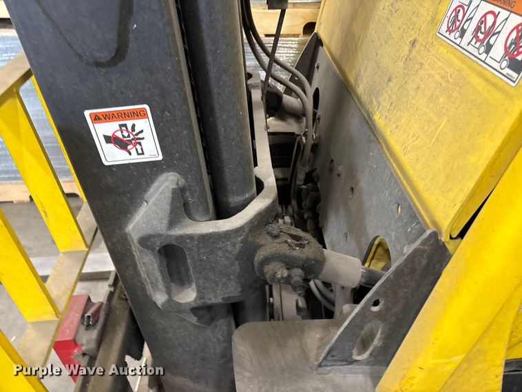image for item EV2895 Hyster Fortis 50 forklift
