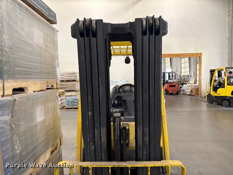 image for item EV2895 Hyster Fortis 50 forklift