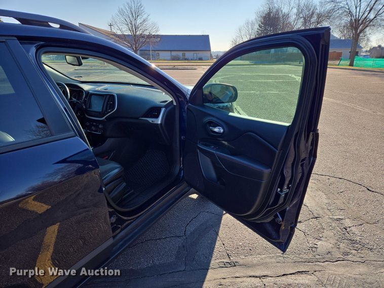 image for item EV5723 2016 Jeep Cherokee SUV