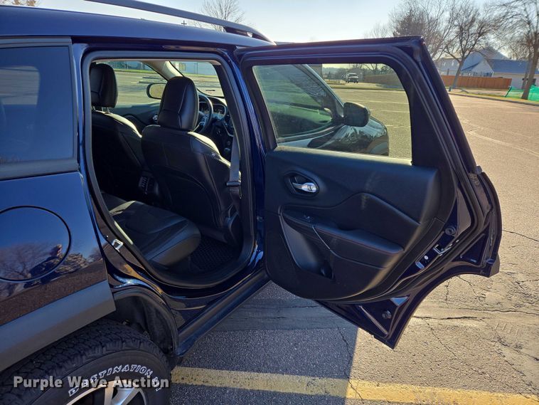 image for item EV5723 2016 Jeep Cherokee SUV