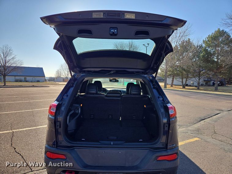 image for item EV5723 2016 Jeep Cherokee SUV