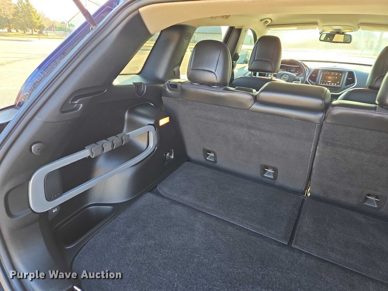 image for item EV5723 2016 Jeep Cherokee SUV