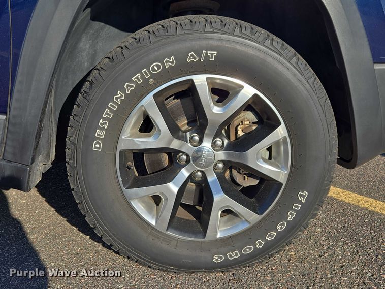 image for item EV5723 2016 Jeep Cherokee SUV