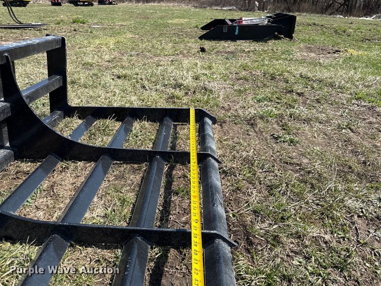 image for item EV7553 Skid steer land leveler