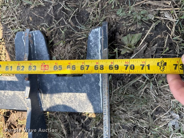 image for item EV7559 Stout LD-69-6 skid steer rock bucket