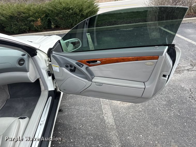image for item EV7601 2005 Mercedes-Benz SL500 