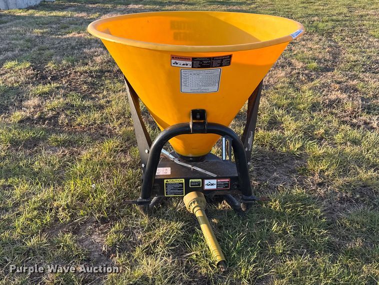 image for item EV7623 Frontier SS3067B spreader