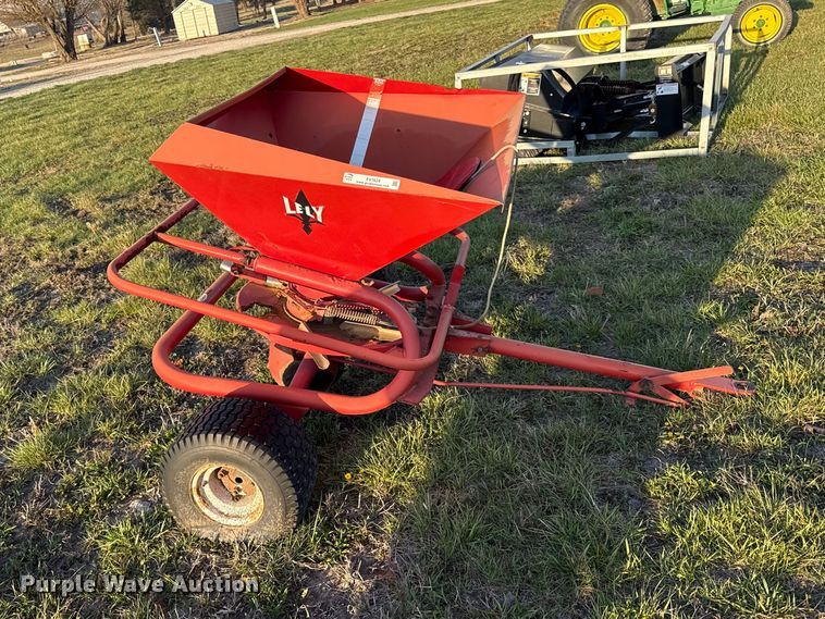 image for item EV7624 1995 Lely spreader