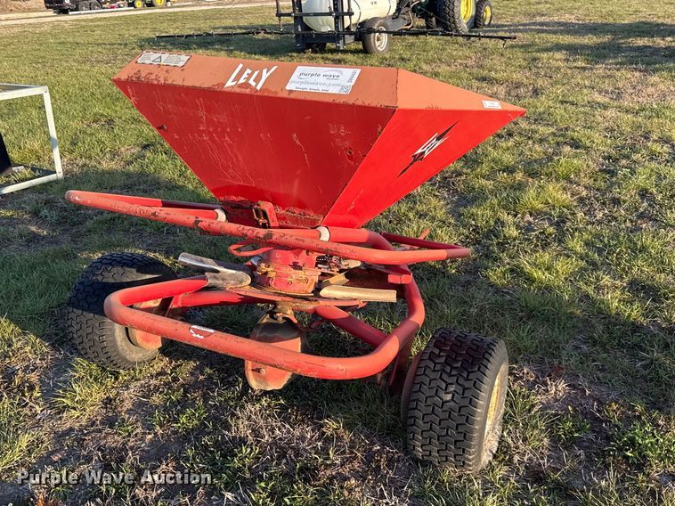 image for item EV7624 1995 Lely spreader