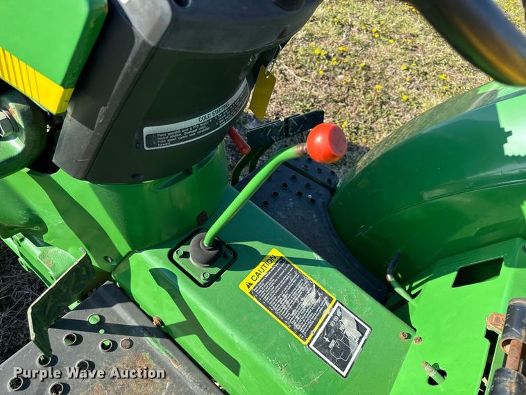 image for item EV7628 1993 John Deere 970 tractor