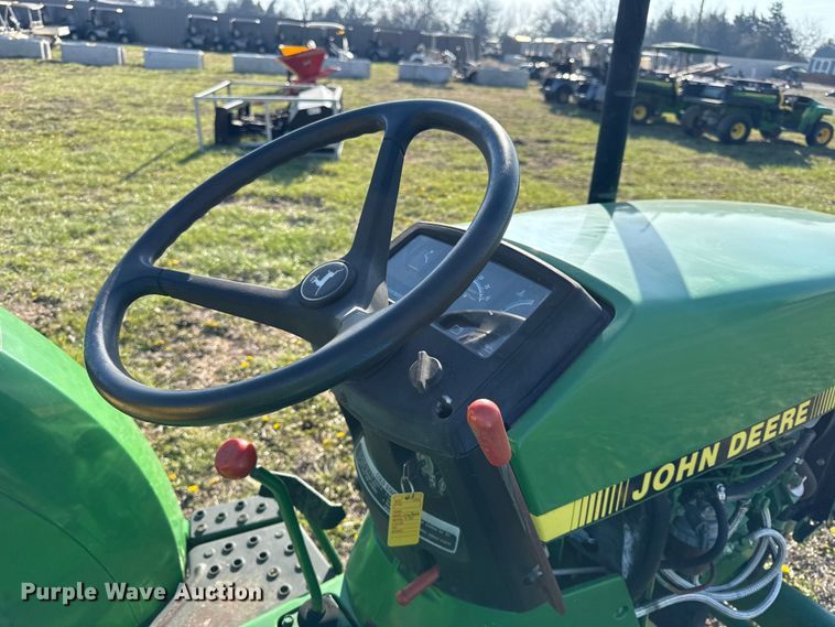 image for item EV7628 1993 John Deere 970 tractor