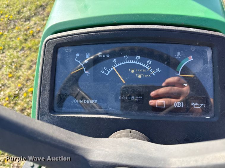 image for item EV7628 1993 John Deere 970 tractor