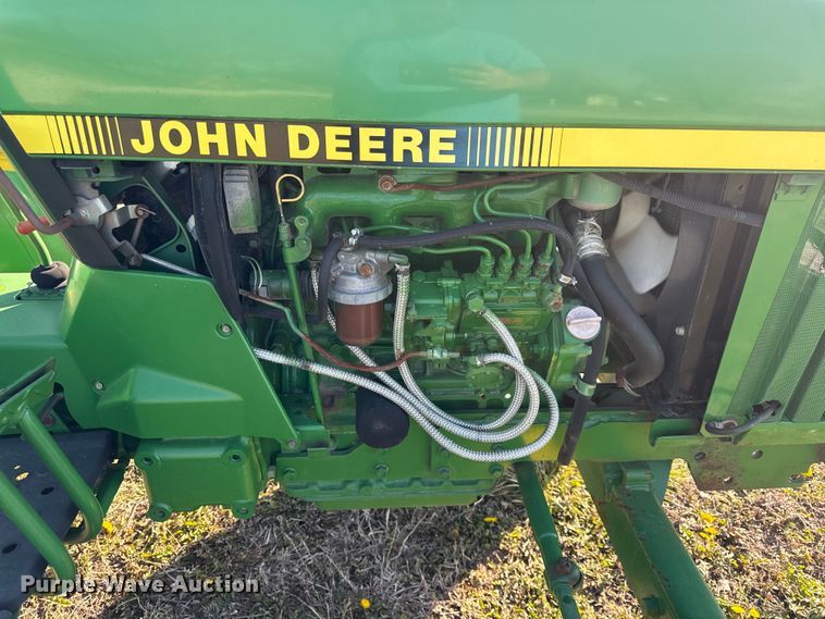 image for item EV7628 1993 John Deere 970 tractor