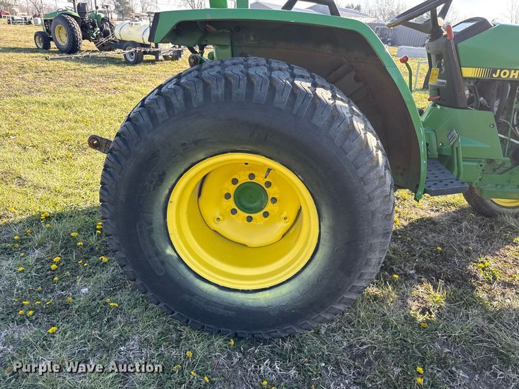 image for item EV7628 1993 John Deere 970 tractor