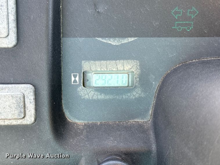 image for item EV7629 2016 John Deere Gator TX 4x2 utility vehicle