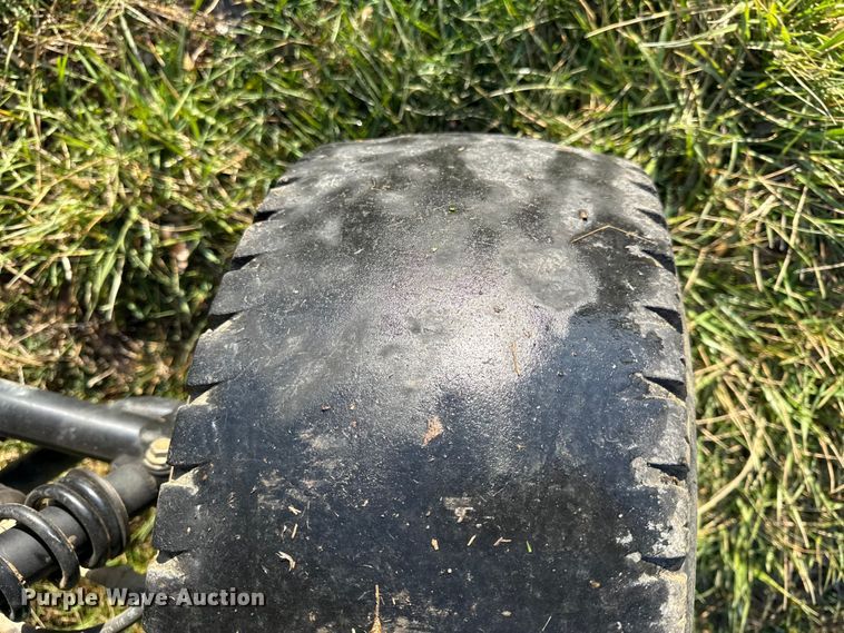 image for item EV7629 2016 John Deere Gator TX 4x2 utility vehicle