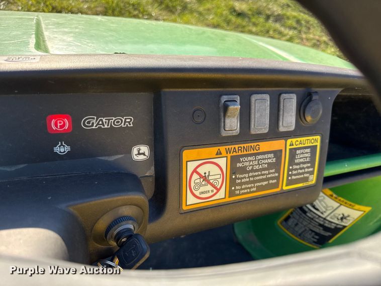 image for item EV7630 2016 John Deere Gator TX 4x2 utility vehicle