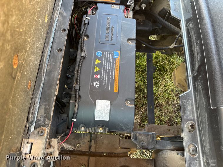 image for item EV7632 EZGO elite RXV golf cart