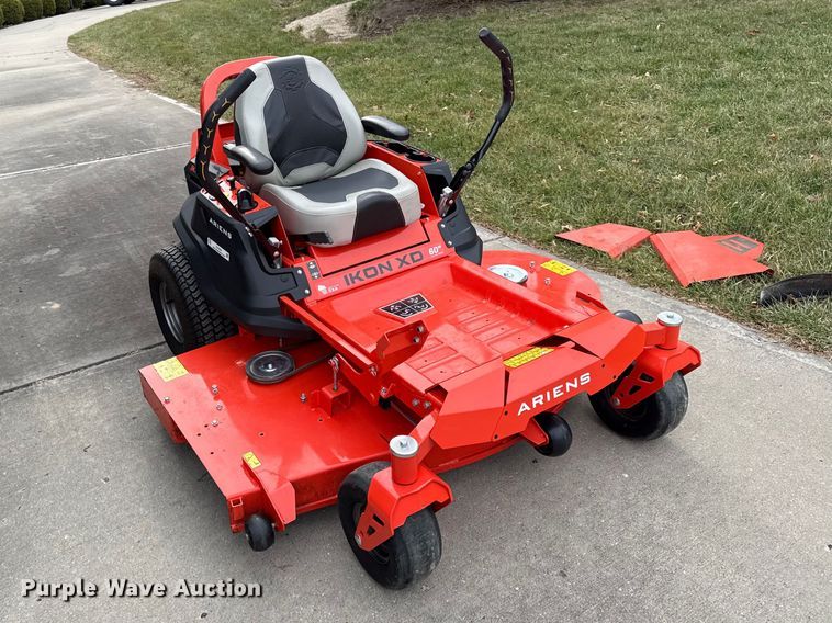 image for item EV7634 Ariens Ikon XD 60 ZTR lawn mower