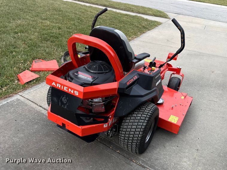 image for item EV7634 Ariens Ikon XD 60 ZTR lawn mower