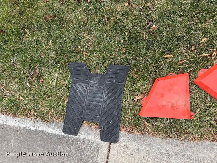 image for item EV7634 Ariens Ikon XD 60 ZTR lawn mower