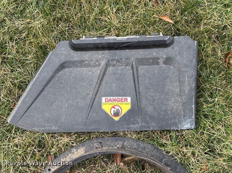 image for item EV7634 Ariens Ikon XD 60 ZTR lawn mower