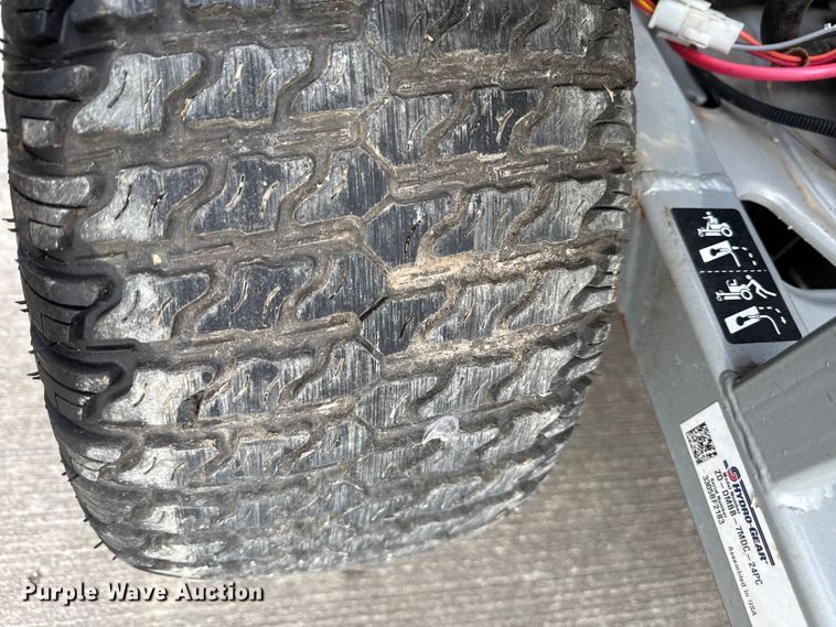 image for item EV7635 Murray Cruz 42 ZTR lawn mower