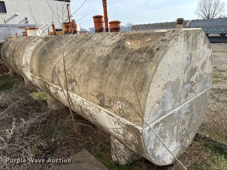 image for item EV7642 fuel tank