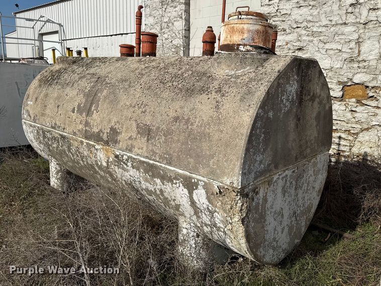 image for item EV7642 fuel tank