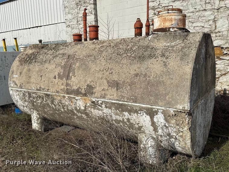 image for item EV7642 fuel tank