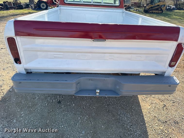 image for item EV7654 1976 Ford F250 pickup truck