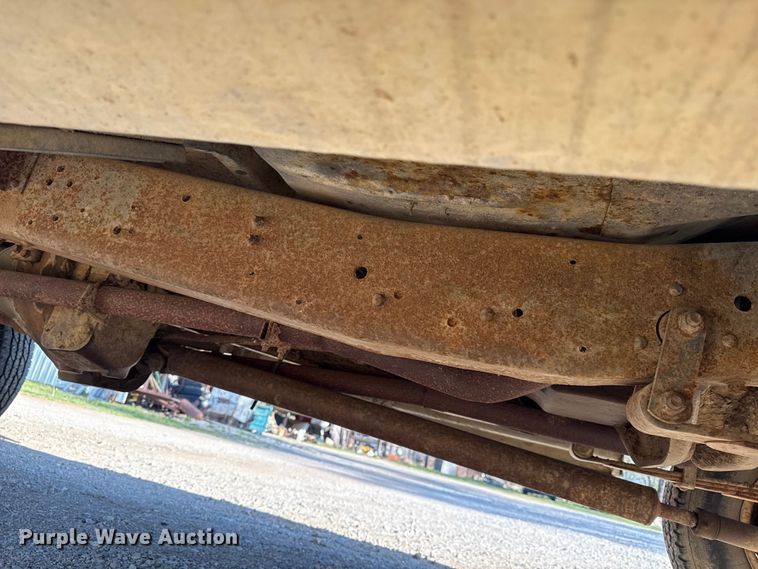 image for item EV7654 1976 Ford F250 pickup truck