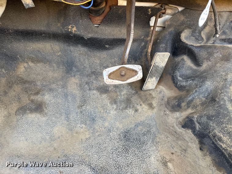 image for item EV7654 1976 Ford F250 pickup truck