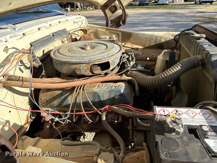 image for item EV7654 1976 Ford F250 pickup truck