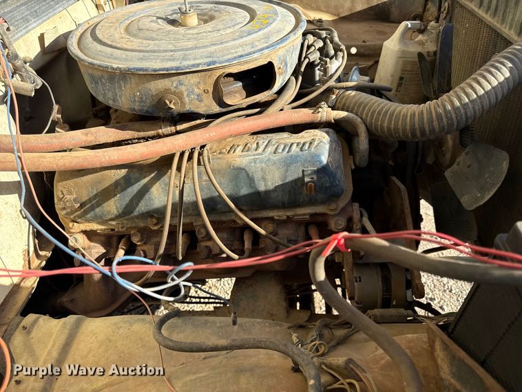 image for item EV7654 1976 Ford F250 pickup truck