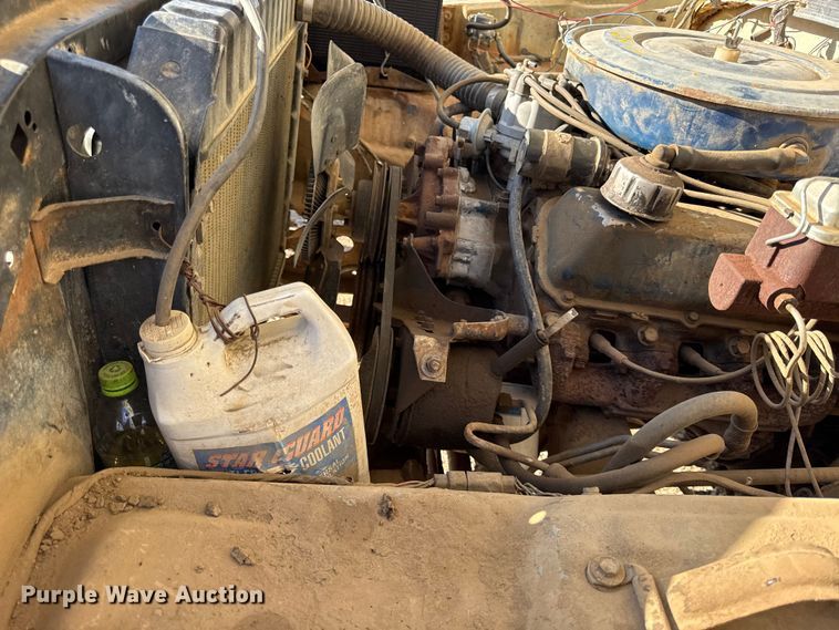 image for item EV7654 1976 Ford F250 pickup truck