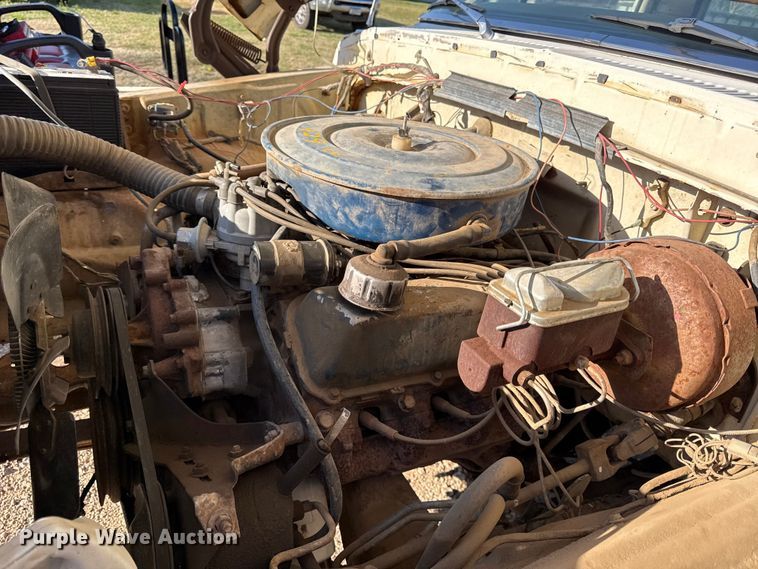 image for item EV7654 1976 Ford F250 pickup truck