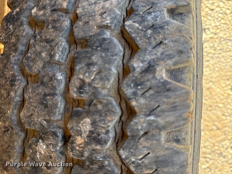 image for item EV7654 1976 Ford F250 pickup truck