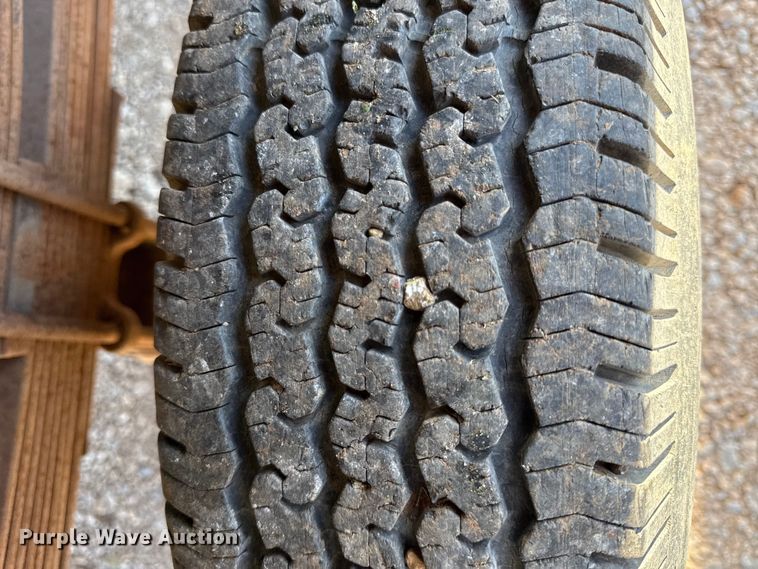 image for item EV7654 1976 Ford F250 pickup truck