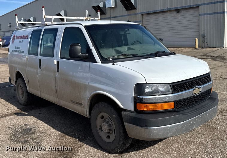 image for item FB0723 2015 Chevrolet Express 2500 van