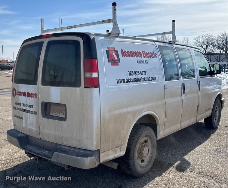 image for item FB0723 2015 Chevrolet Express 2500 van