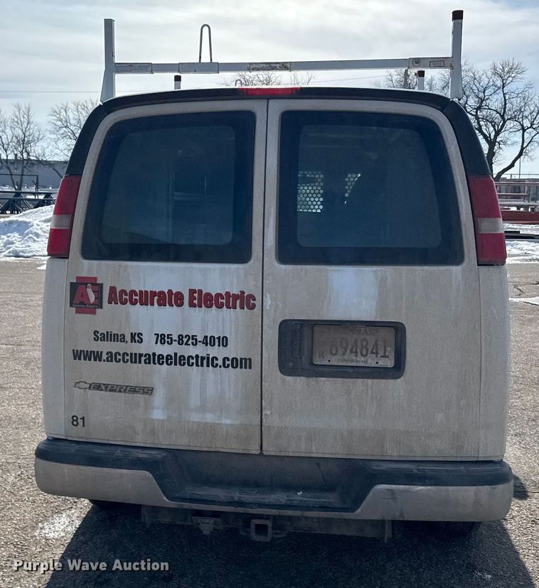 image for item FB0723 2015 Chevrolet Express 2500 van