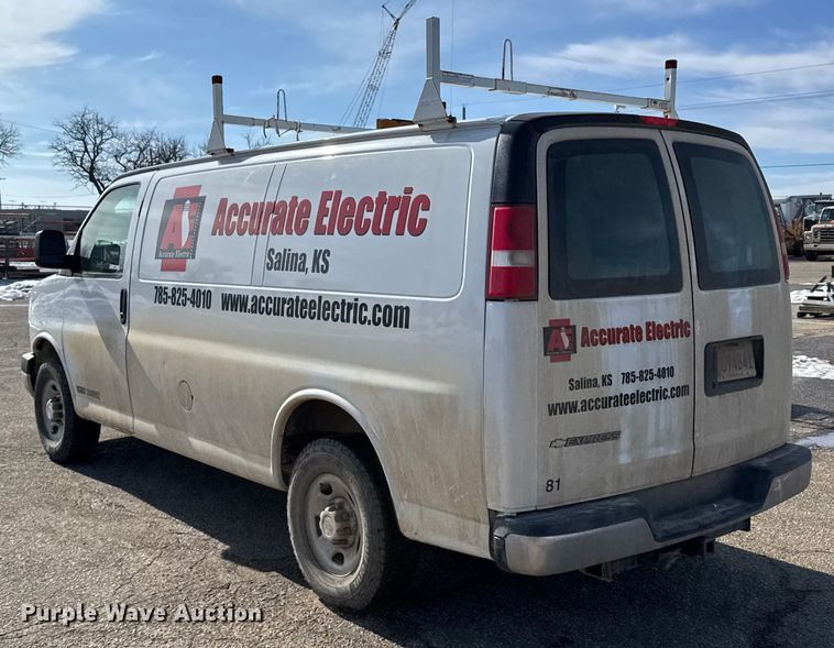 image for item FB0723 2015 Chevrolet Express 2500 van