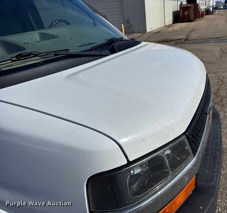 image for item FB0723 2015 Chevrolet Express 2500 van